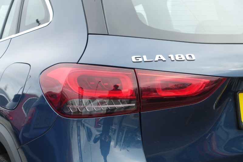 Used Mercedes-Benz GLA 2021 for sale - 76982232: Photo 20