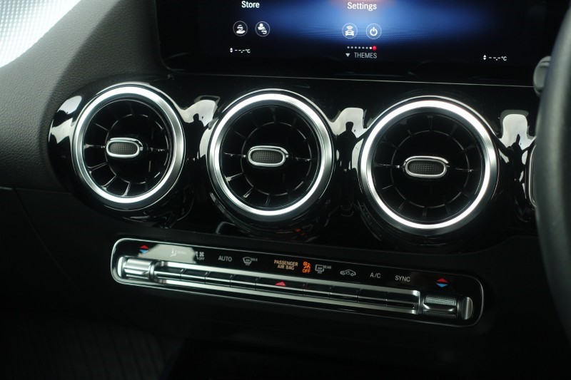 Used Mercedes-Benz GLA 2021 for sale - 76982232: Photo 36