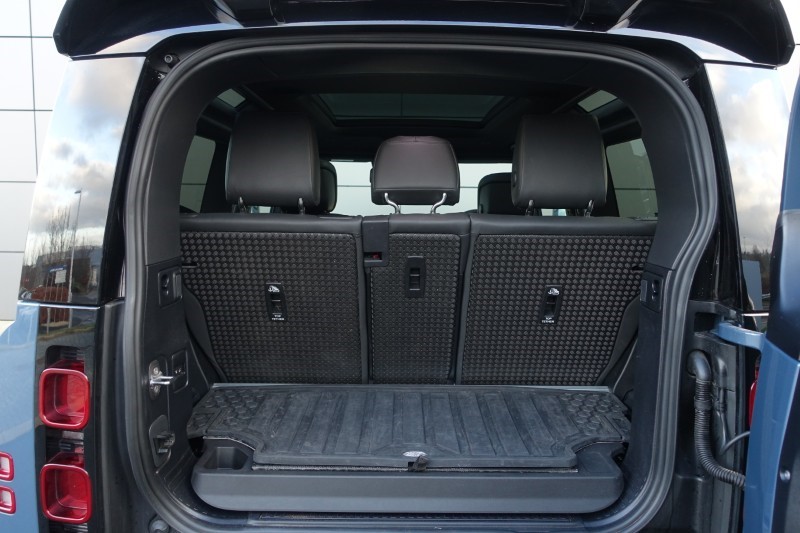 Used Land Rover Defender 2024 for sale - 77179636: Photo 10