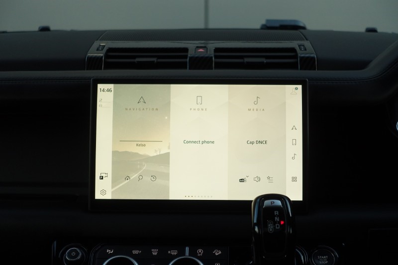 Used Land Rover Defender 2024 for sale - 77179636: Photo 14