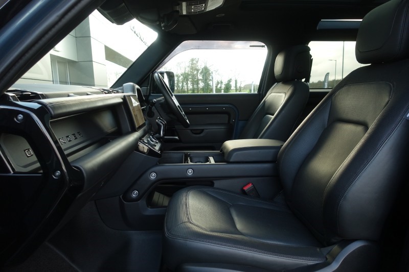 Used Land Rover Defender 2024 for sale - 77179636: Photo 3