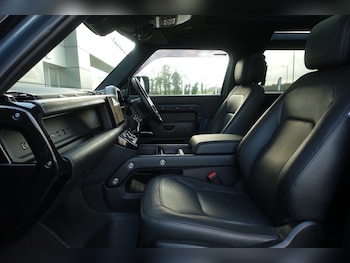 Used Land Rover Defender 2024 for sale - 77179636: Photo