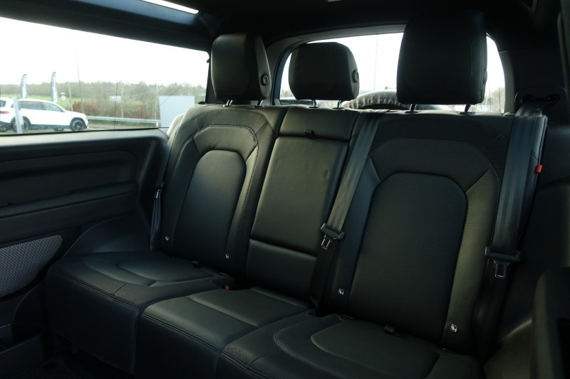 Used Land Rover Defender 2024 for sale - 77179636: Photo 4