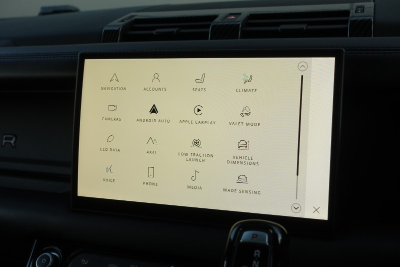 Used Land Rover Defender 2024 for sale - 77179636: Photo 41