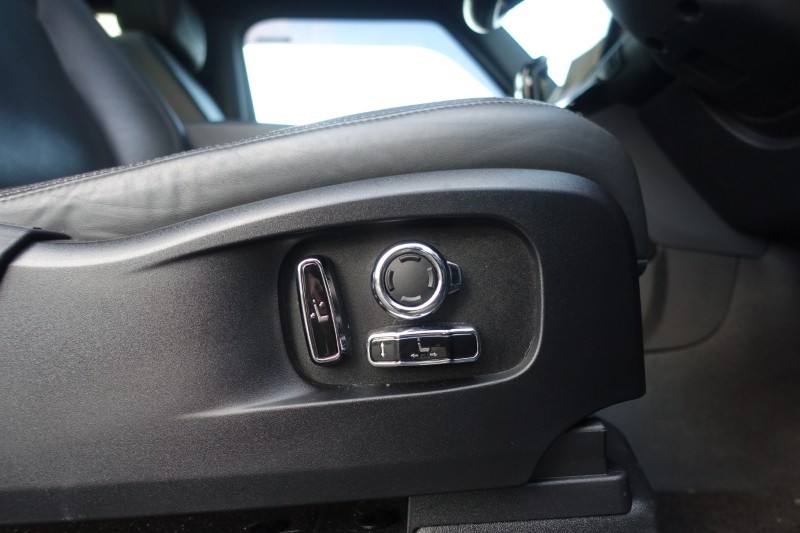 Used Land Rover Defender 2024 for sale - 77179636: Photo 50