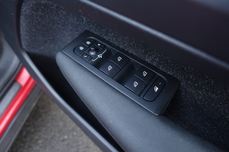 Used Volvo XC40 2020 for sale - 77375939: Photo 45