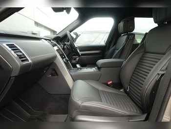 Used Land Rover Discovery 2026 for sale - 78604747: Photo