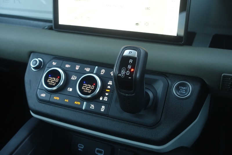 Used Land Rover Defender 2021 for sale - 77033006: Photo 13