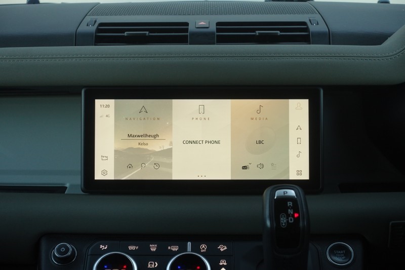 Used Land Rover Defender 2021 for sale - 77033006: Photo 14