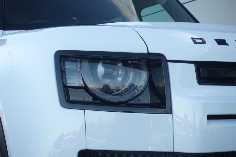 Used Land Rover Defender 2021 for sale - 77033006: Photo 17