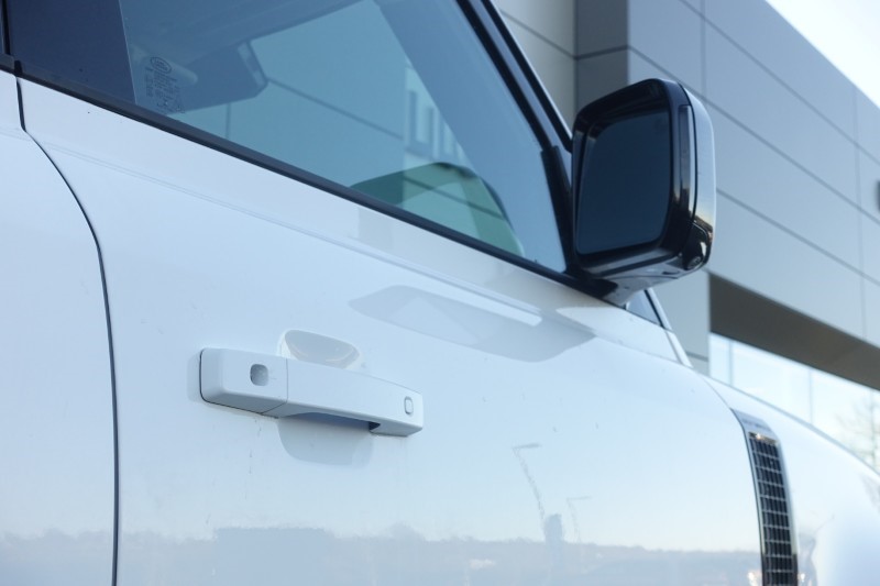 Used Land Rover Defender 2021 for sale - 77033006: Photo 24