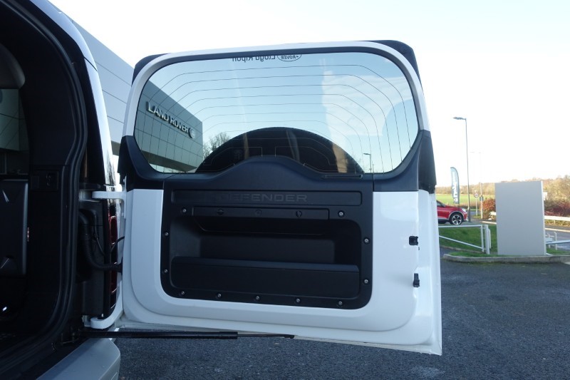 Used Land Rover Defender 2021 for sale - 77033006: Photo 39