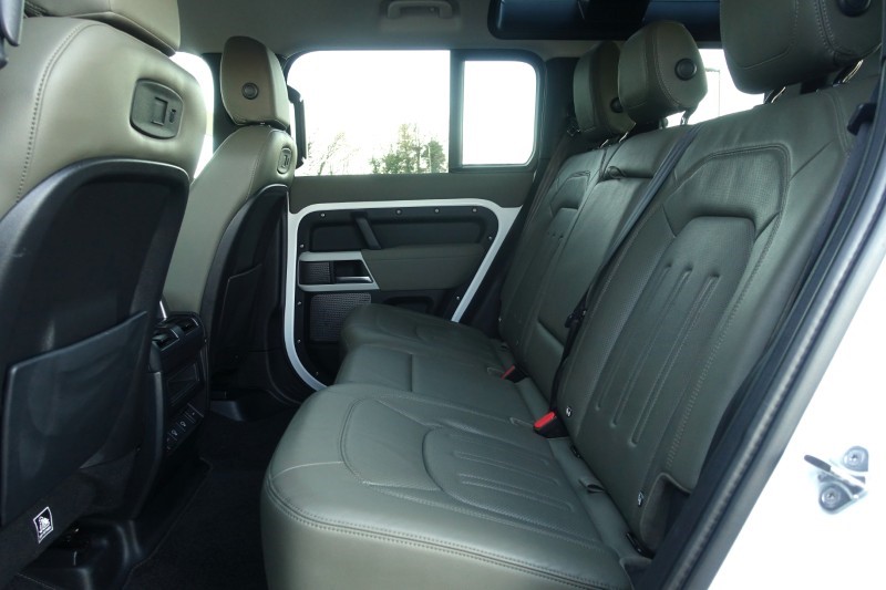 Used Land Rover Defender 2021 for sale - 77033006: Photo 4