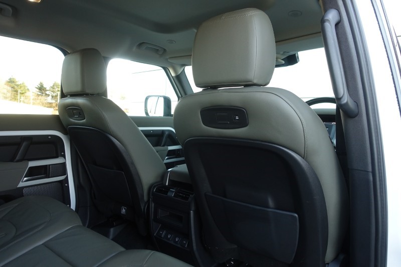 Used Land Rover Defender 2021 for sale - 77033006: Photo 57