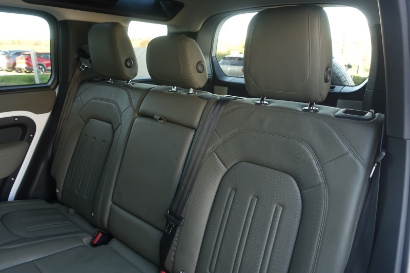 Used Land Rover Defender 2021 for sale - 77033006: Photo 62