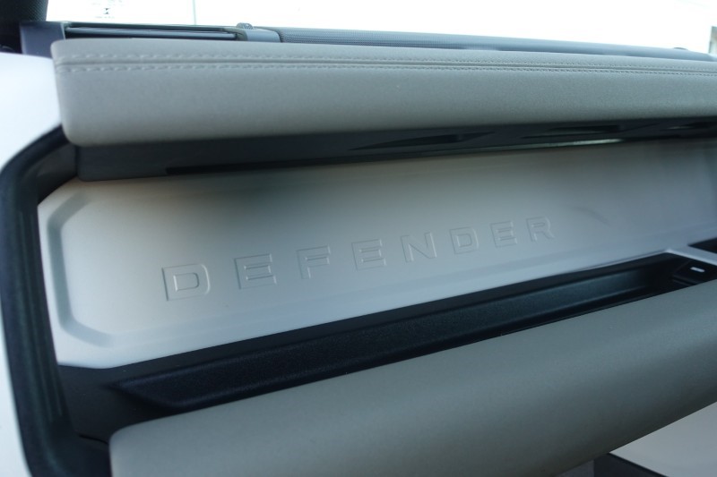 Used Land Rover Defender 2021 for sale - 77033006: Photo 65