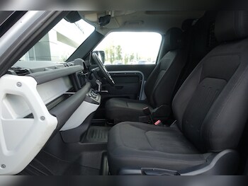 Used Land Rover Defender 2021 for sale - 78239646: Photo