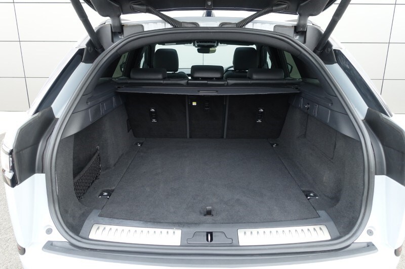 Used Land Rover Range Rover Velar 2023 for sale - 78105821: Photo 11