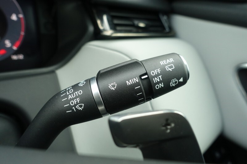 Used Land Rover Range Rover Velar 2023 for sale - 78105821: Photo 34