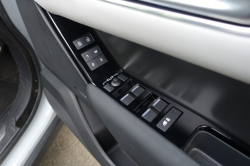 Used Land Rover Range Rover Velar 2023 for sale - 78105821: Photo 48