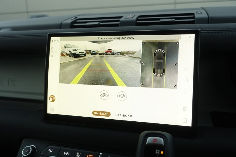 Used Land Rover Defender 2021 for sale - 77300582: Photo 12