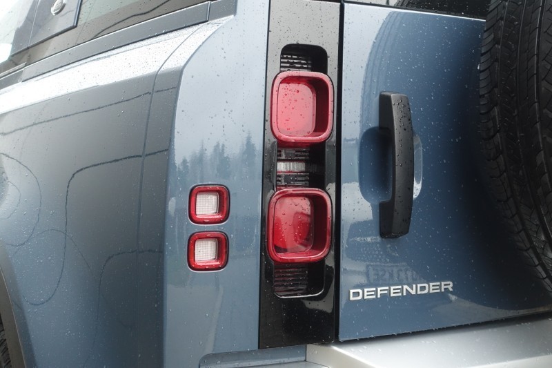 Used Land Rover Defender 2021 for sale - 77300582: Photo 19