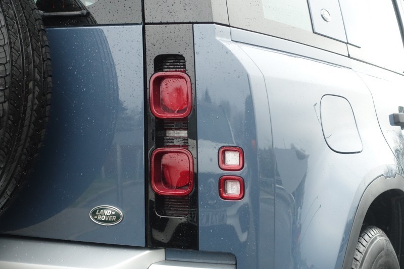 Used Land Rover Defender 2021 for sale - 77300582: Photo 23