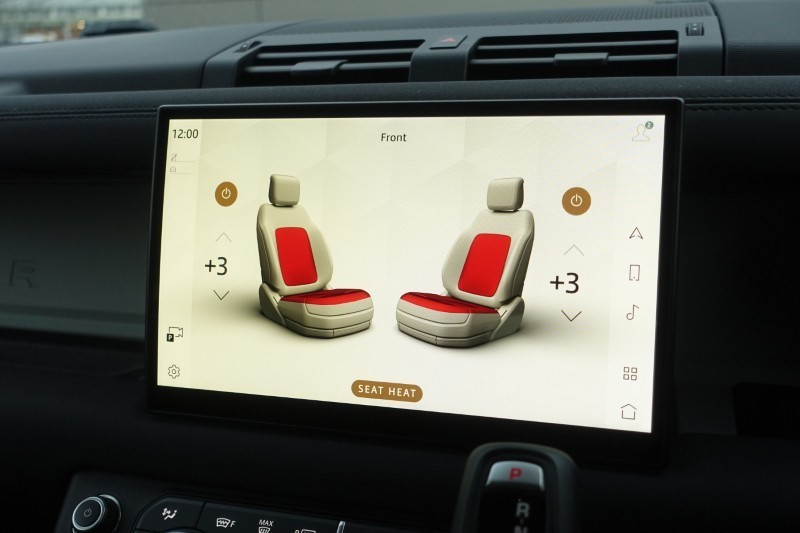 Used Land Rover Defender 2021 for sale - 77300582: Photo 36