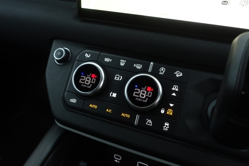 Used Land Rover Defender 2021 for sale - 77300582: Photo 39