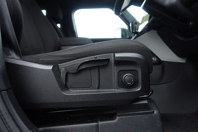 Used Land Rover Defender 2021 for sale - 77300582: Photo 42