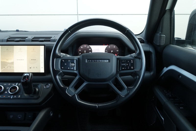 Used Land Rover Defender 2022 for sale - 78105823: Photo 16