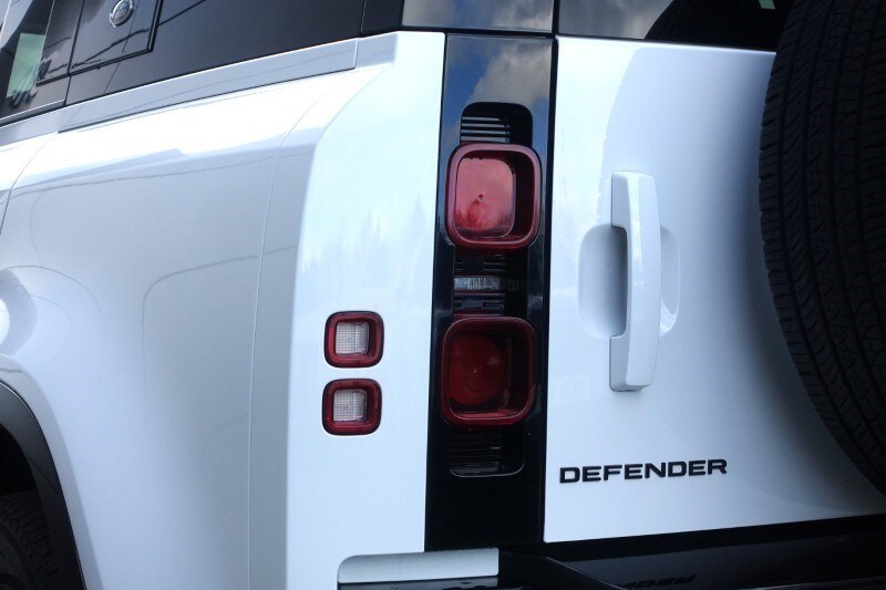 Used Land Rover Defender 2022 for sale - 78105823: Photo 20