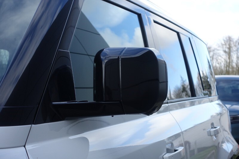 Used Land Rover Defender 2022 for sale - 78105823: Photo 32