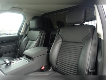 Used Land Rover Discovery 2023 for sale - 77729466: Photo