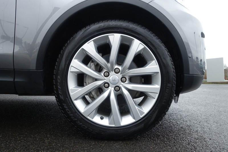 Used Land Rover Discovery 2023 for sale - 77729466: Photo 8