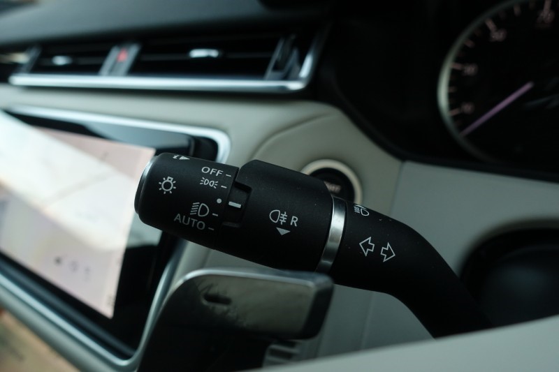 Used Land Rover Range Rover Velar 2023 for sale - 77179603: Photo 34