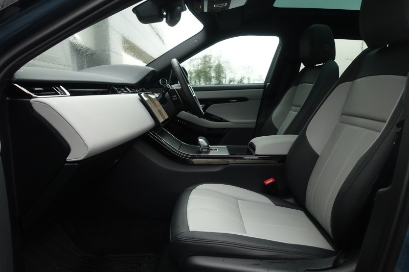 Used Land Rover Range Rover Evoque 2025 for sale - 77474732: Photo 3