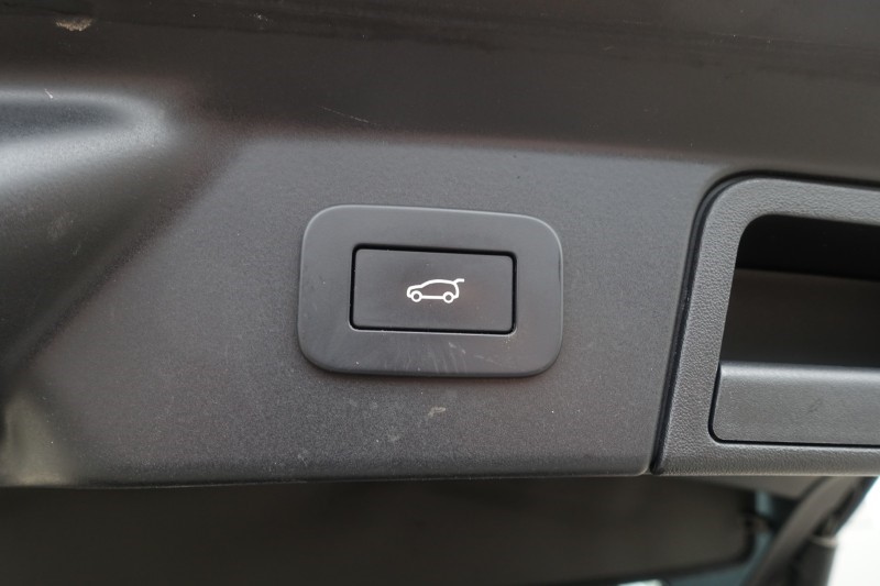 Used Land Rover Range Rover Velar 2023 for sale - 78090485: Photo 30