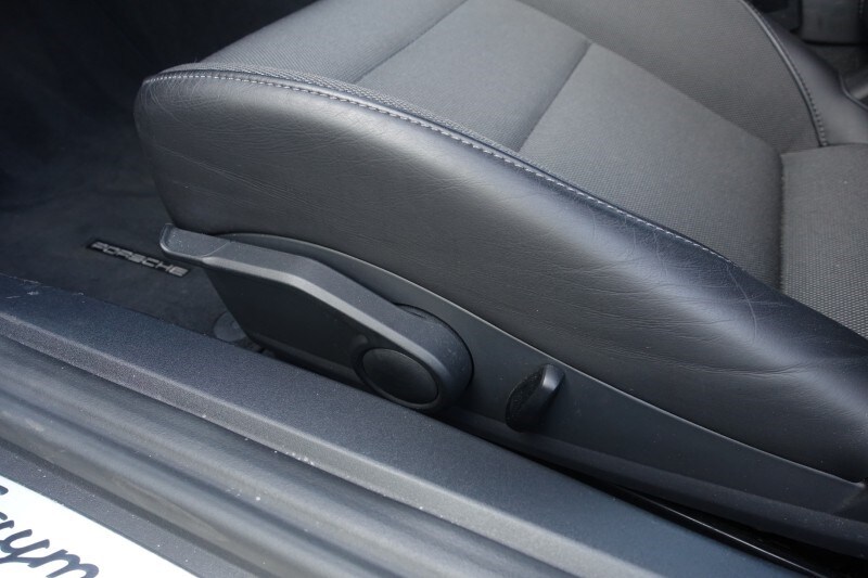 Used Porsche Cayman 2020 for sale - 78162071: Photo 31