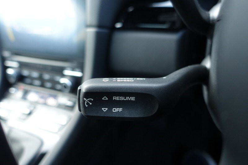 Used Porsche Cayman 2020 for sale - 78162071: Photo 37