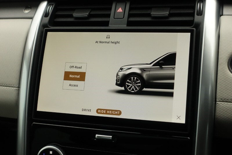 Used Land Rover Discovery 2025 for sale - 77515965: Photo 41