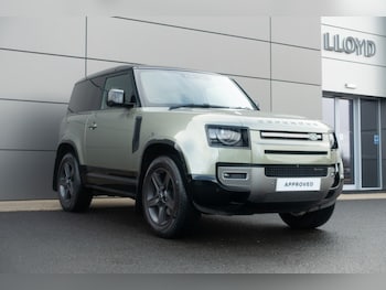 Land Rover Defender feature image