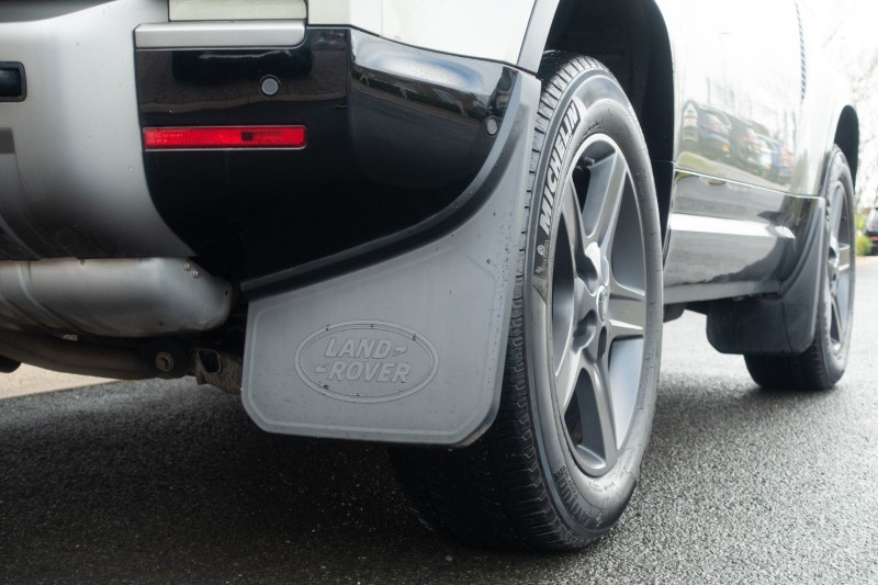 Used Land Rover Defender 2023 for sale - 77729483: Photo 26