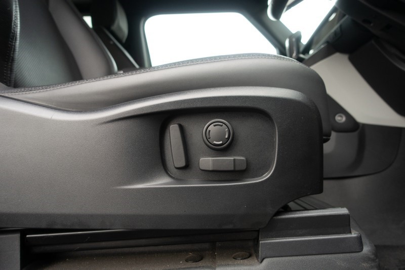 Used Land Rover Defender 2023 for sale - 77729483: Photo 52