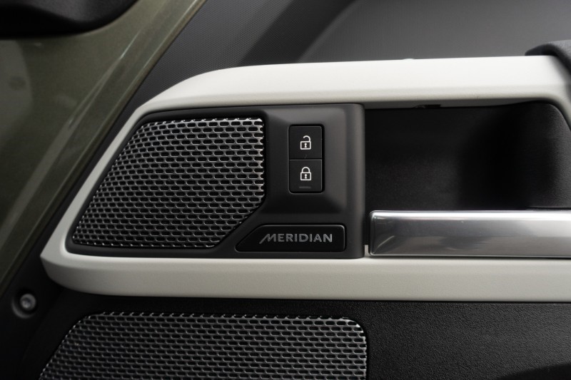 Used Land Rover Defender 2023 for sale - 77729483: Photo 54