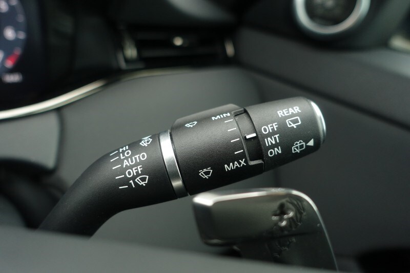 Used Land Rover Range Rover Evoque 2023 for sale - 77700984: Photo 33