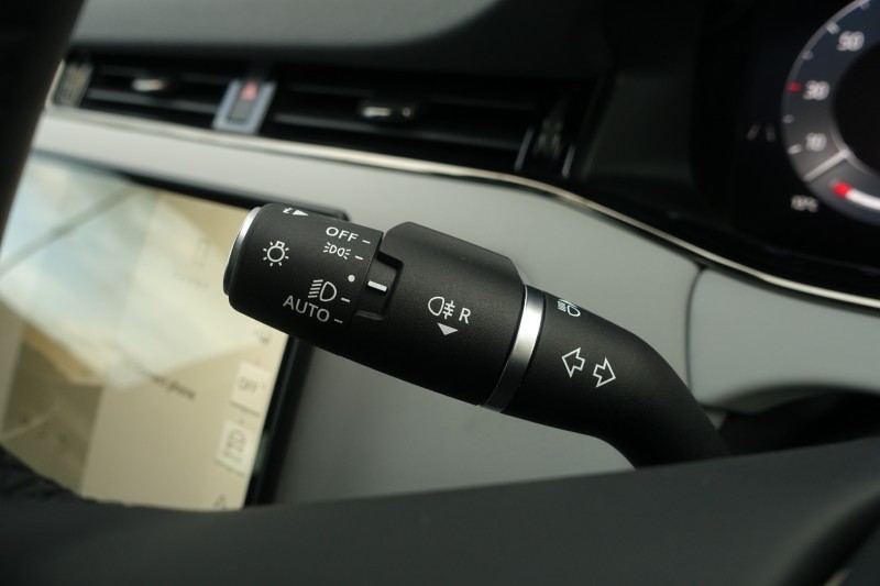 Used Land Rover Range Rover Evoque 2023 for sale - 77774599: Photo 32