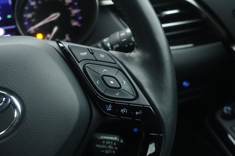 Used Toyota C-HR 2021 for sale - 76981868: Photo 35