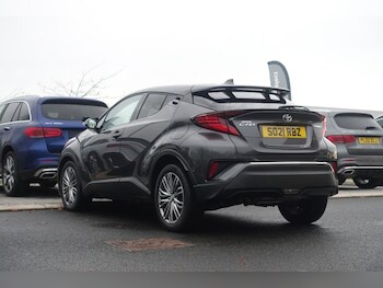 Used Toyota C-HR 2021 for sale - 76981868: Photo