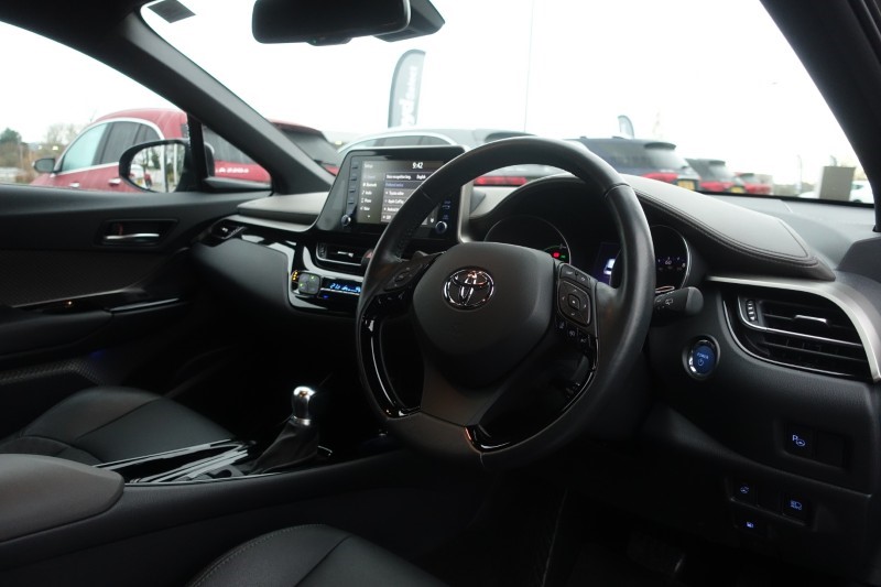 Used Toyota C-HR 2021 for sale - 76981868: Photo 43